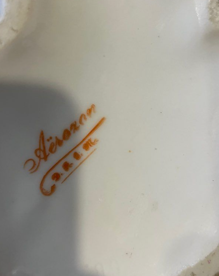 Japanese porcelain - Aerozon