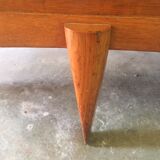 Buffet low foot compass