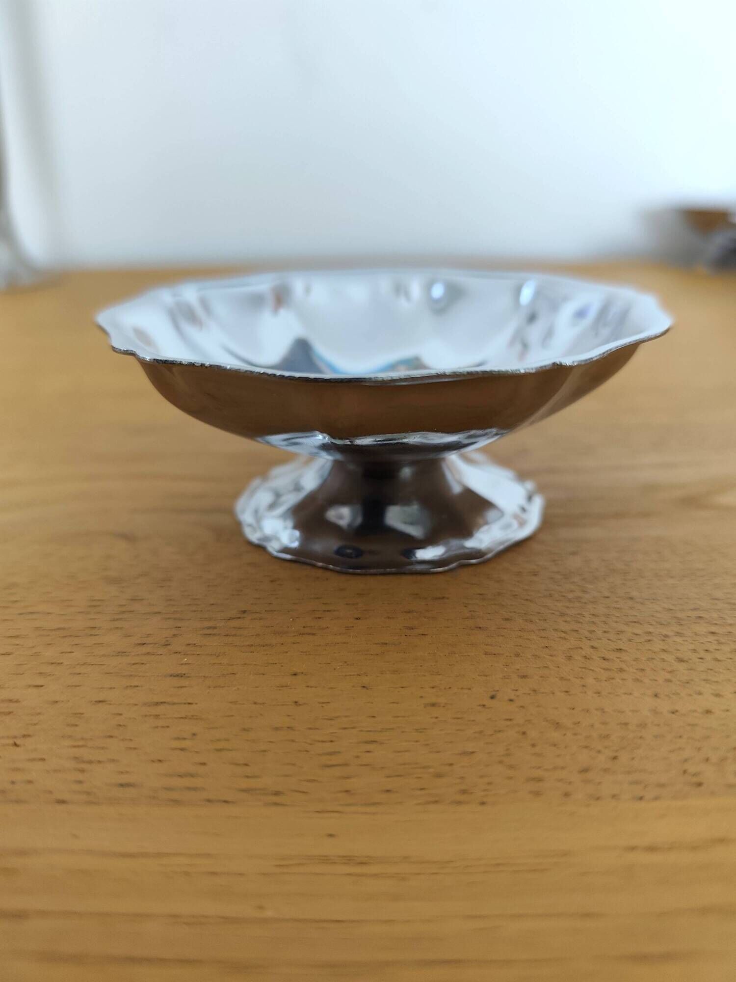 Set of 6 ice cream bowls from the 70s.