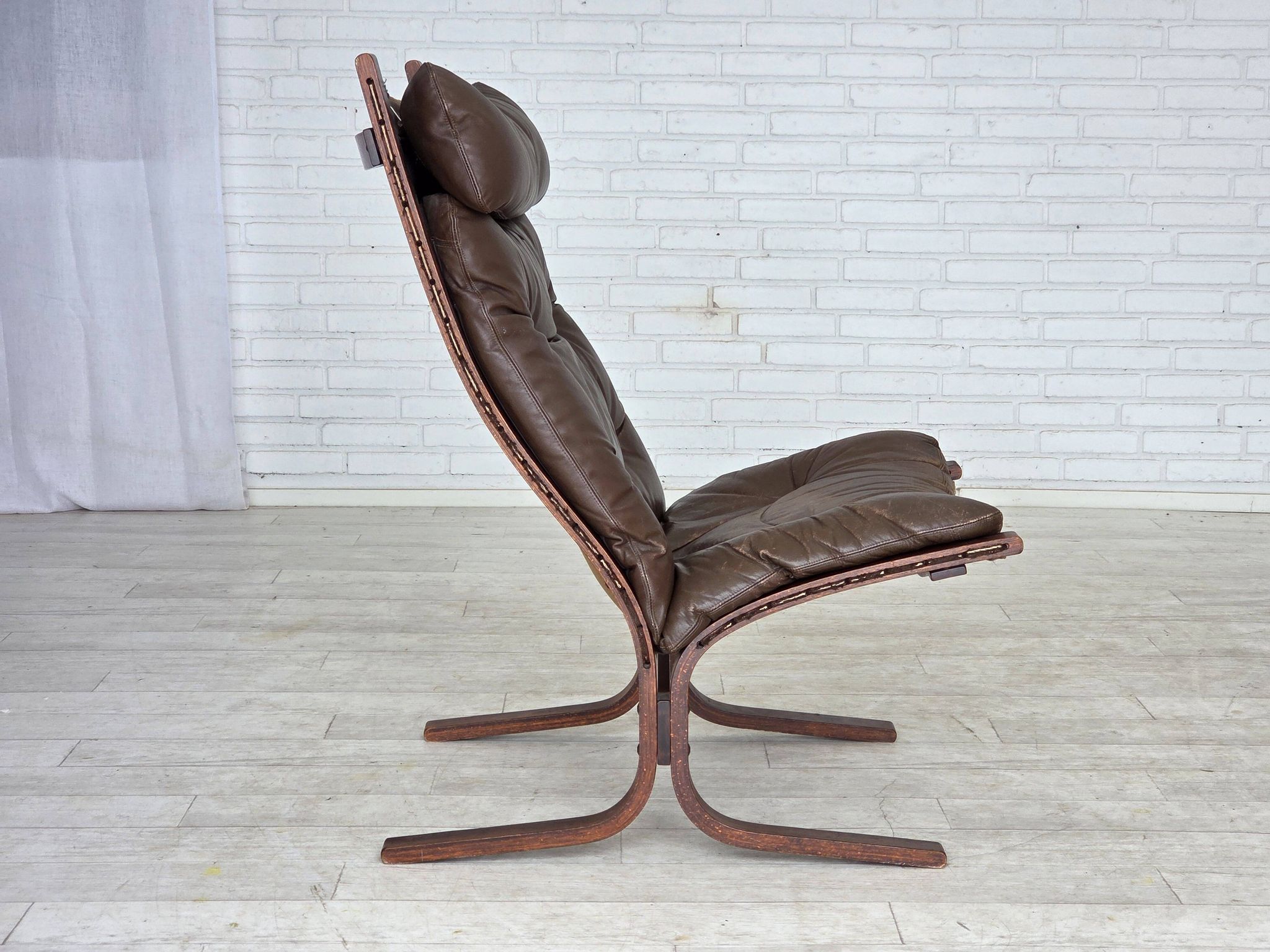 Années 1970, design norvégien par Ingmar Relling, fauteuil, modèle "Siesta".