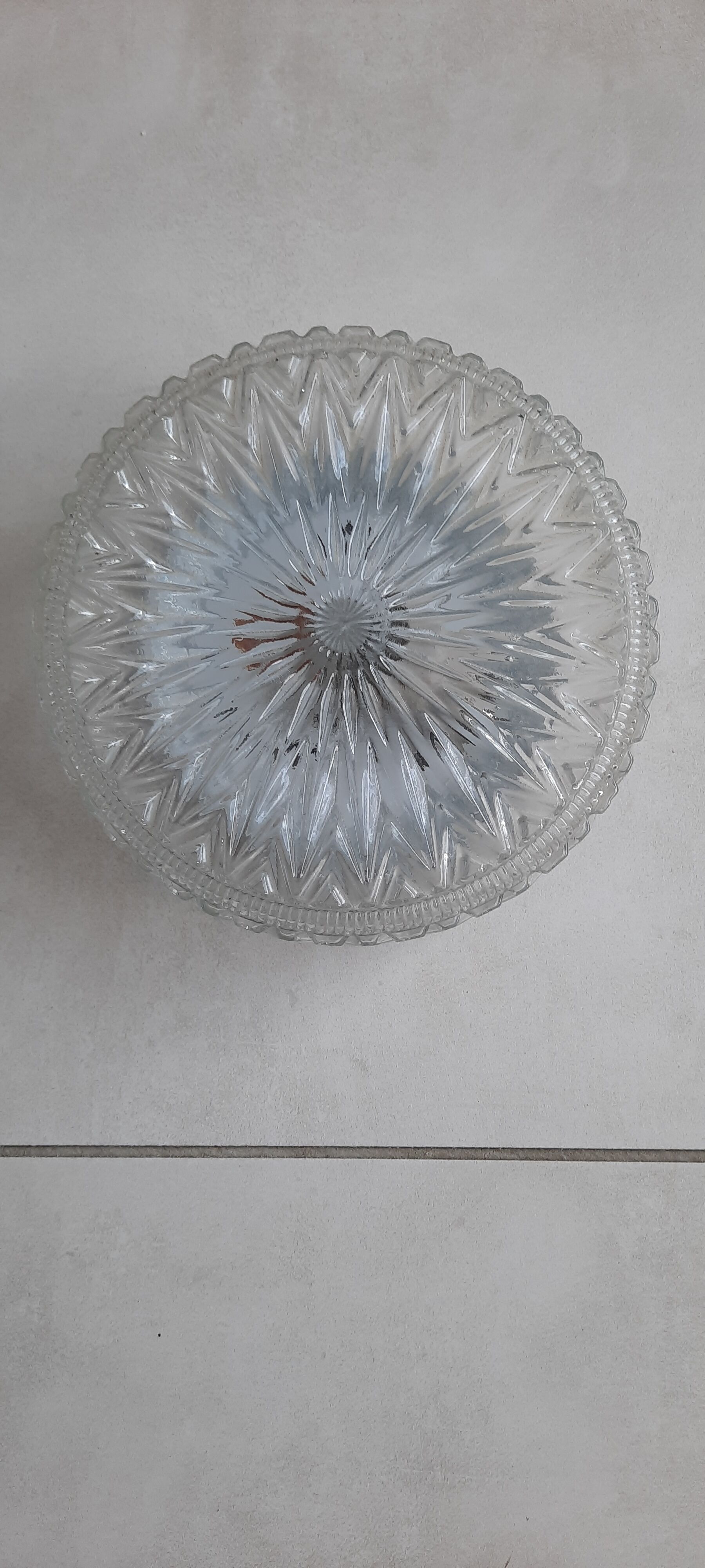 Round ceiling lamp chiseled glass shape sun