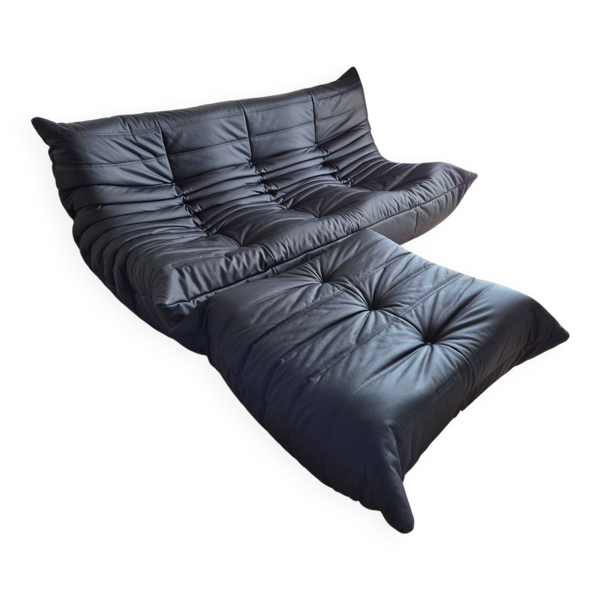 Canapé Togo avec pouf en cuir noir par Michel Ducaroy pour Ligne Roset, ensemble de 2. — Beyit