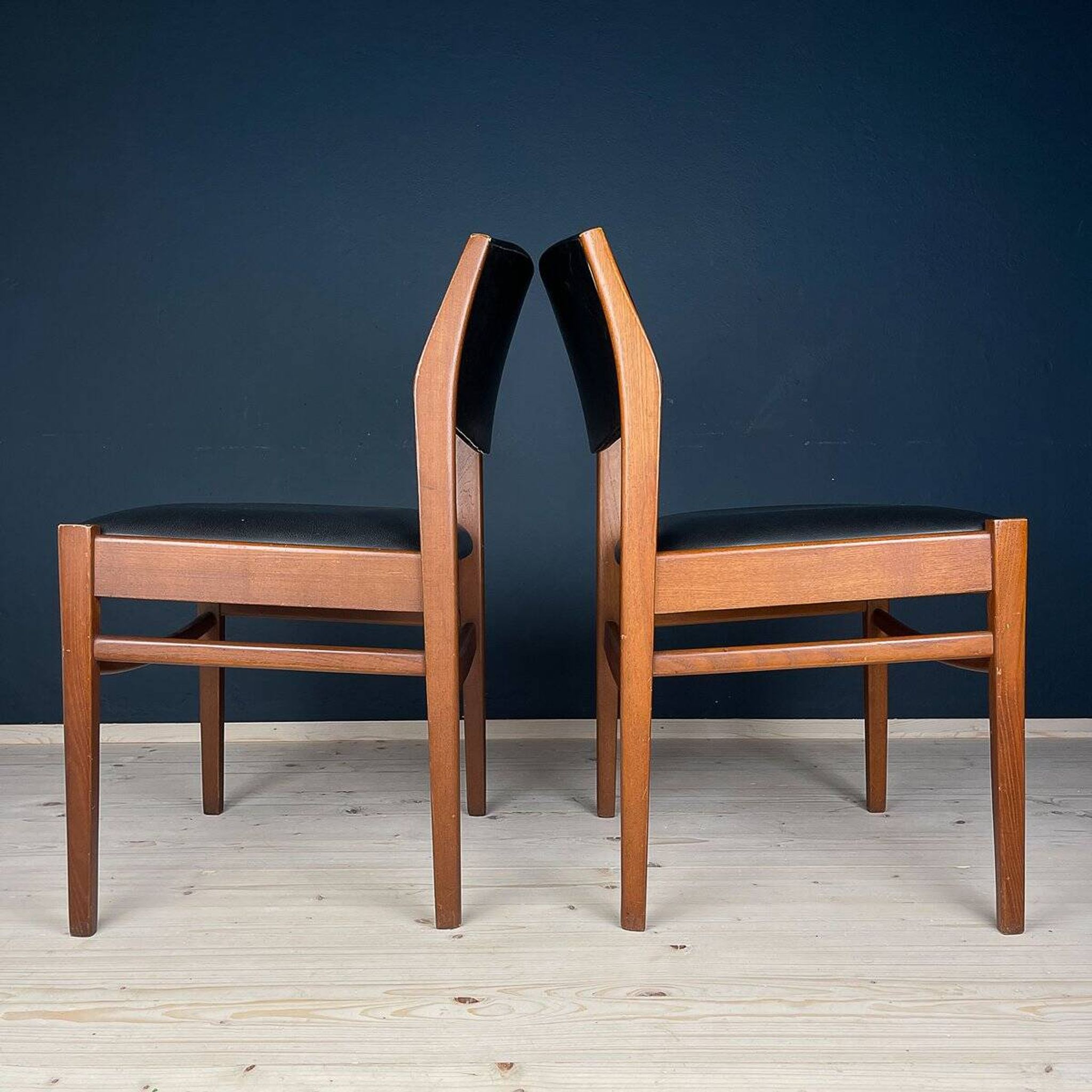 Mid-century dining chair set, Italy, 1970s