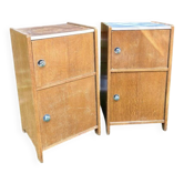 2 jolies tables de chevet vintage en bois