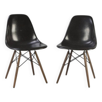 Black Pair (2) Herman Miller Original Vintage Eames DSW Side Chairs