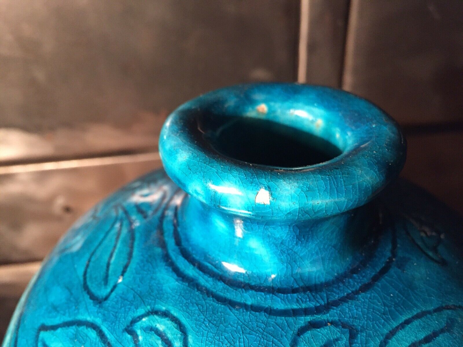 Vase enamelled turquoise blue floral decoration