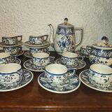 Ancien service à café en Faïence Henriot Quimper à décor floral et élégant bleu