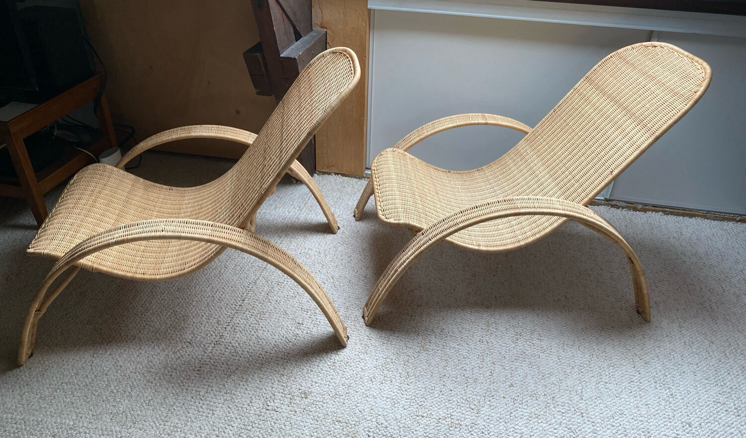 Pair of wicker armchairs