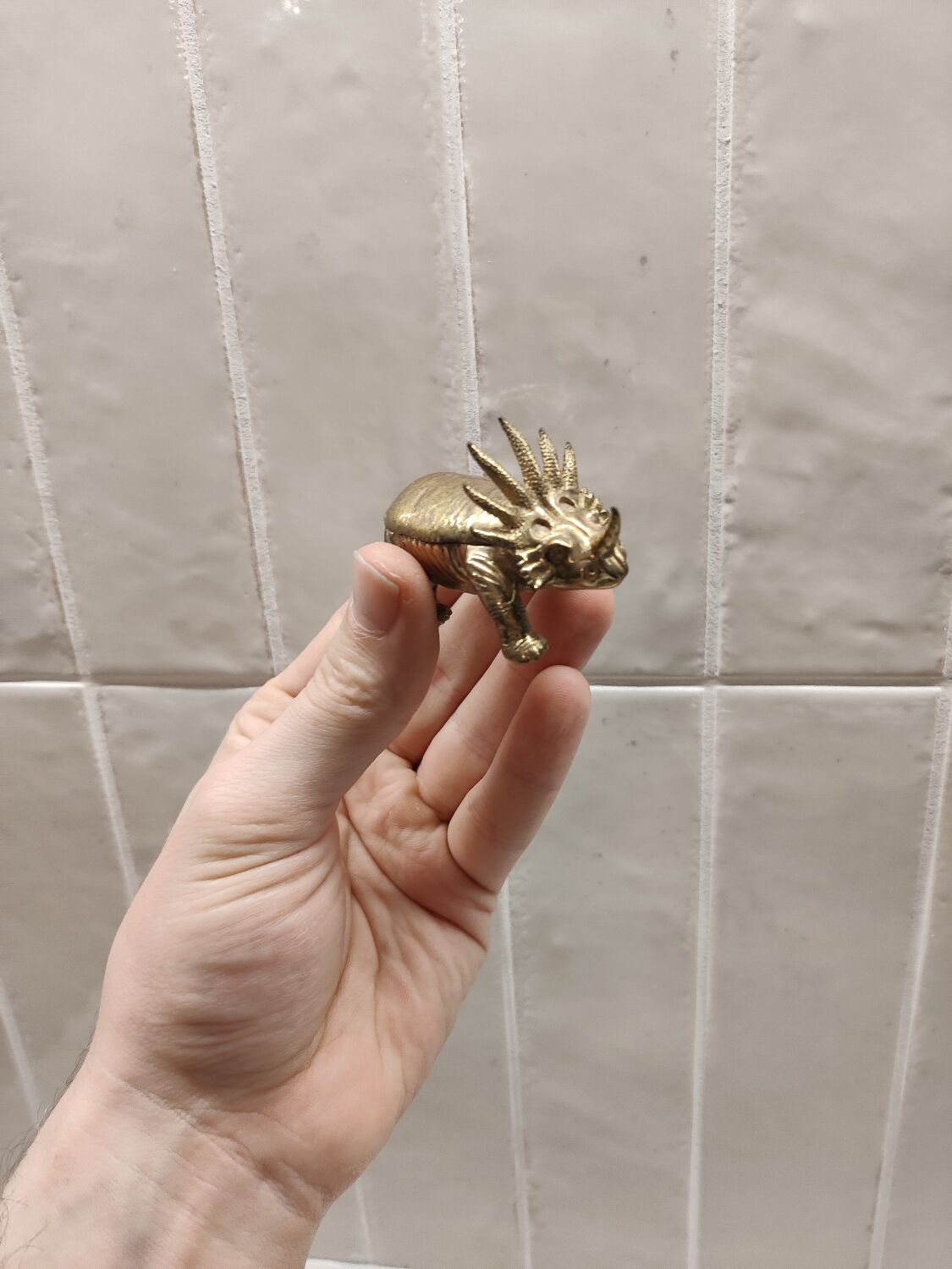 Paire de boîtes dinosaures en laiton