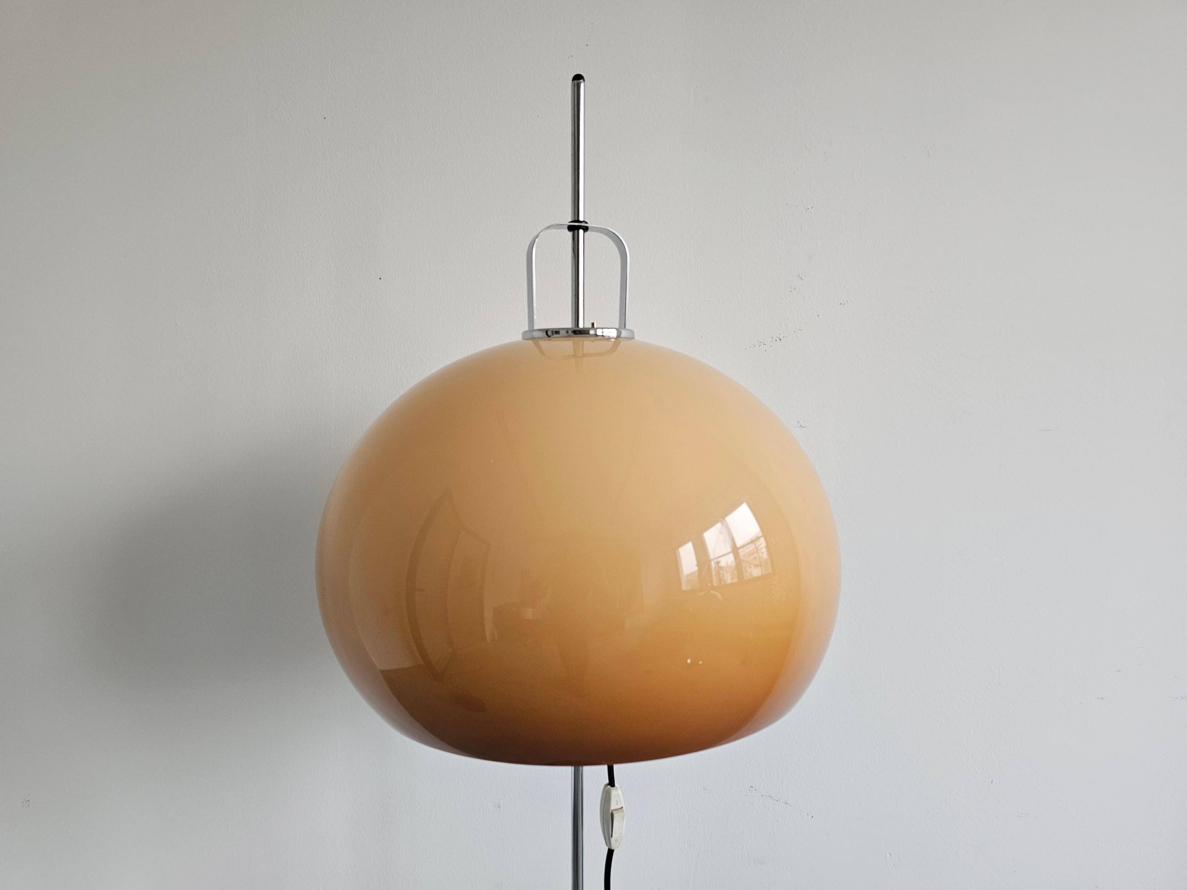 Mid Century Modern "Lucerna" floor lamp in acrylic by Harvey Guzzini