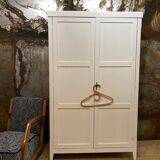 Parisian whipped cream wardrobe