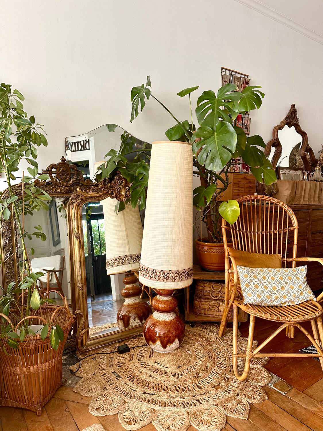 Vintage ceramic floor lamp from the 70s