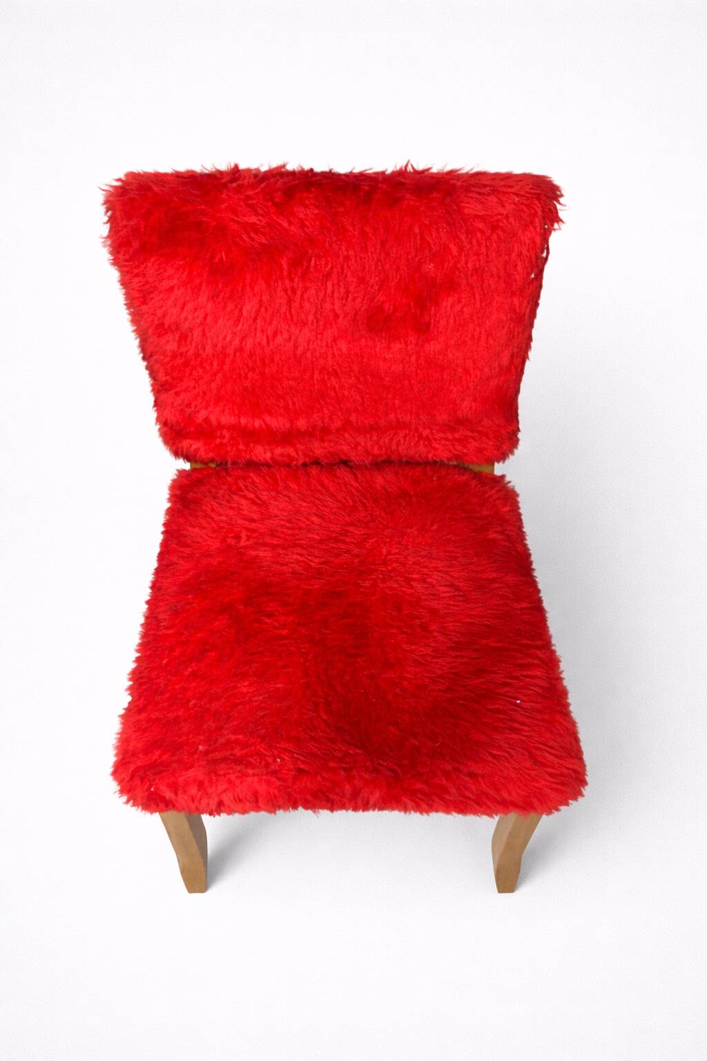 Pair of vintage wooden chairs with red fur effect upholstery – 1950