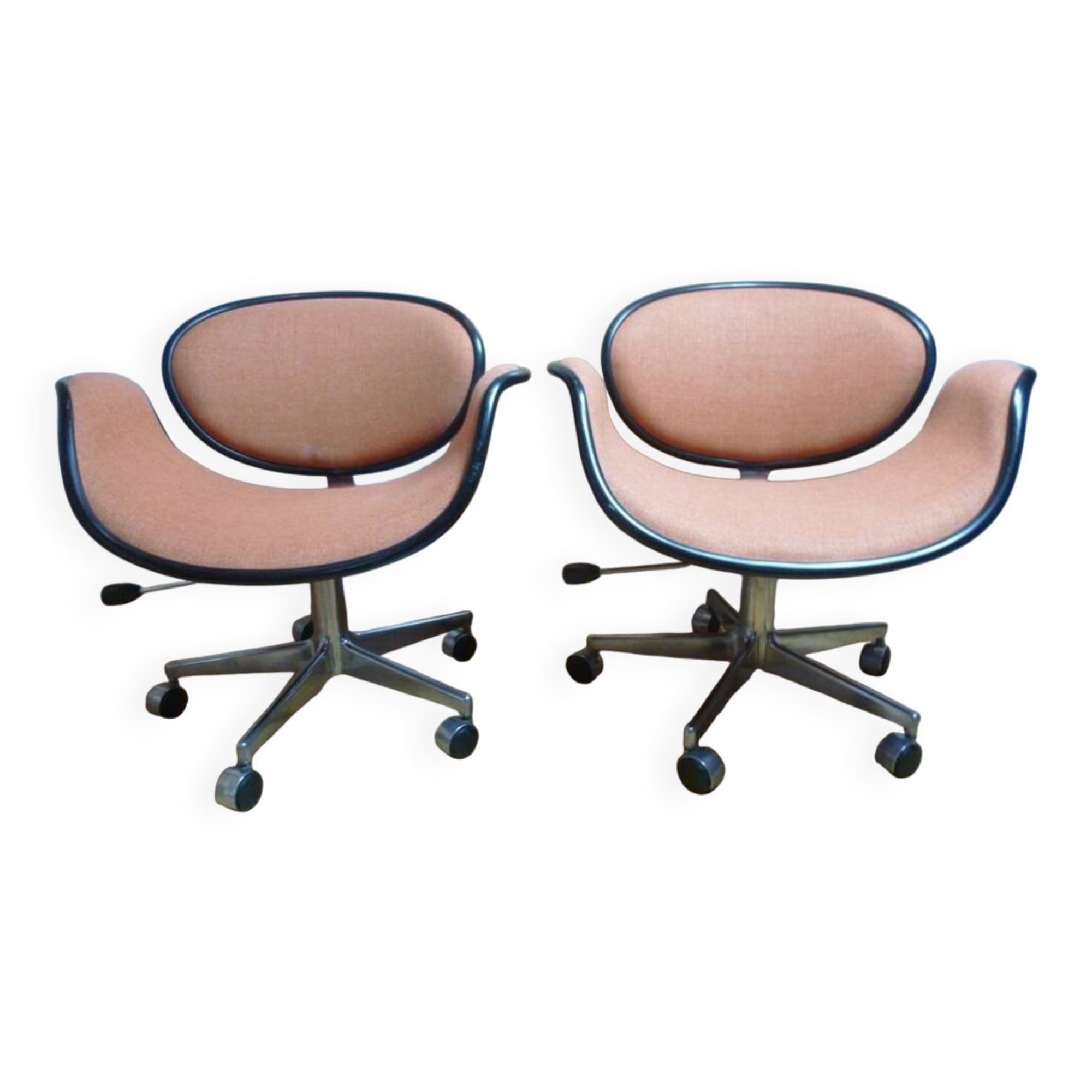 Pair of tulip swivel armchairs by Pierre Paulin for Artifort