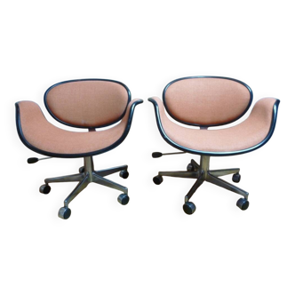 Paire de fauteuils pivotants tulipe pierre paulin pour artifort