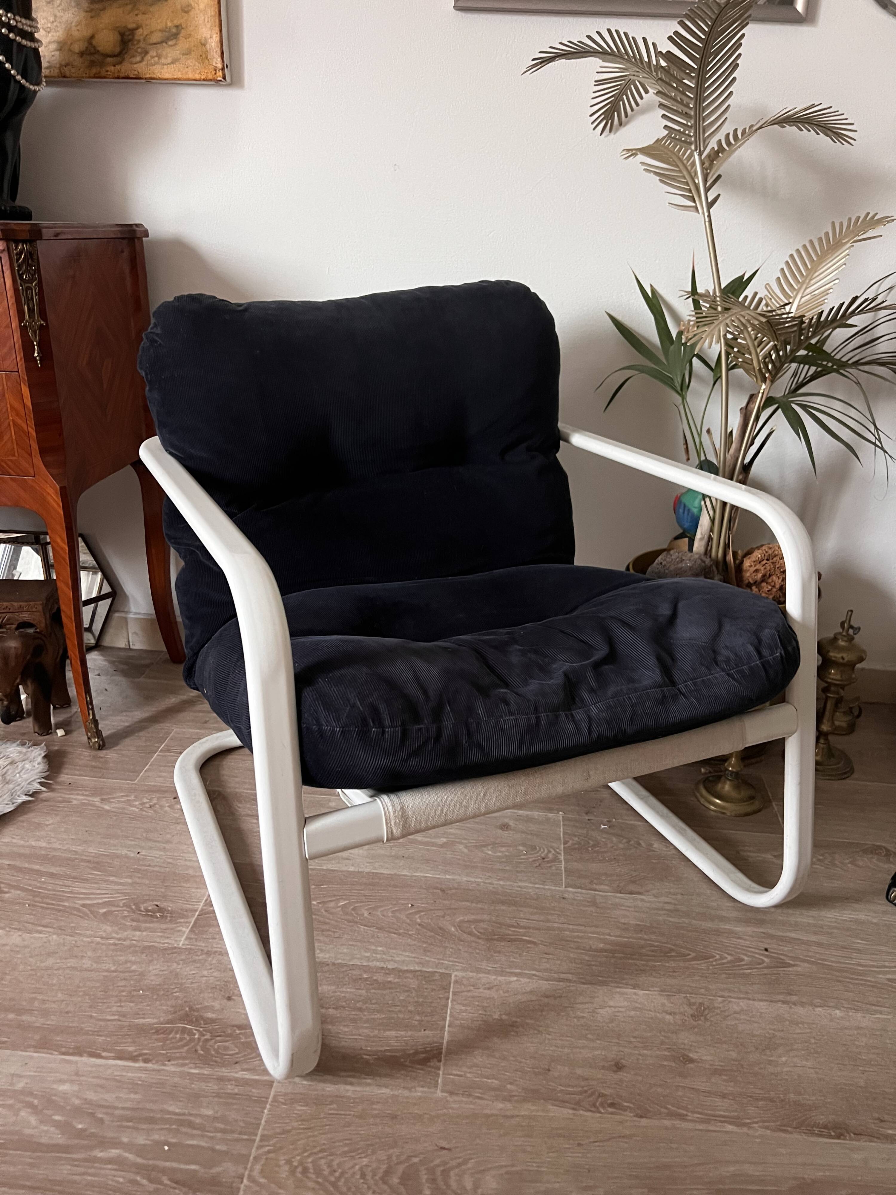 Fauteuil IKEA vintage velours et tube