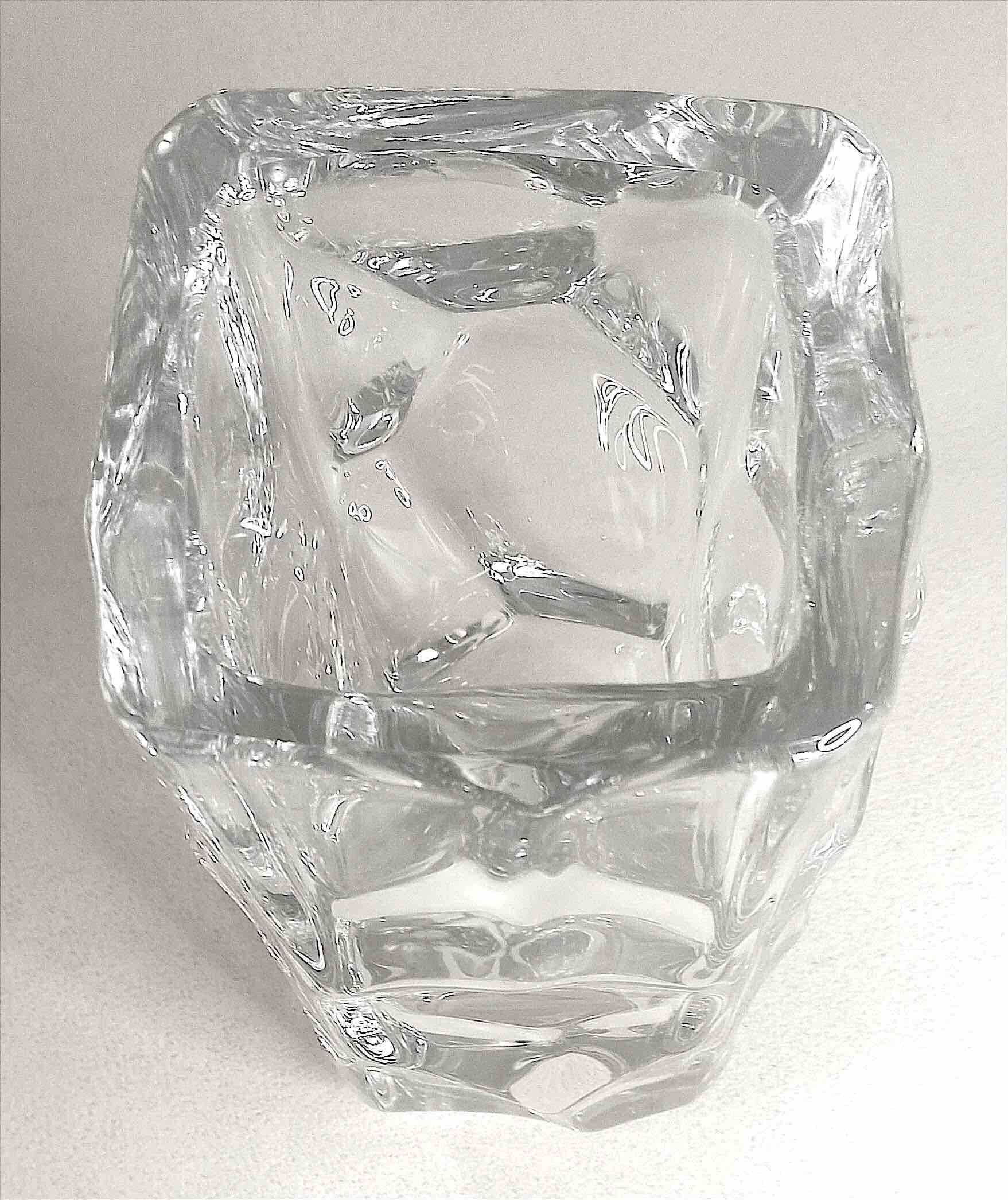 Crystal vase from Vannes, 1950s, height 21 cm.