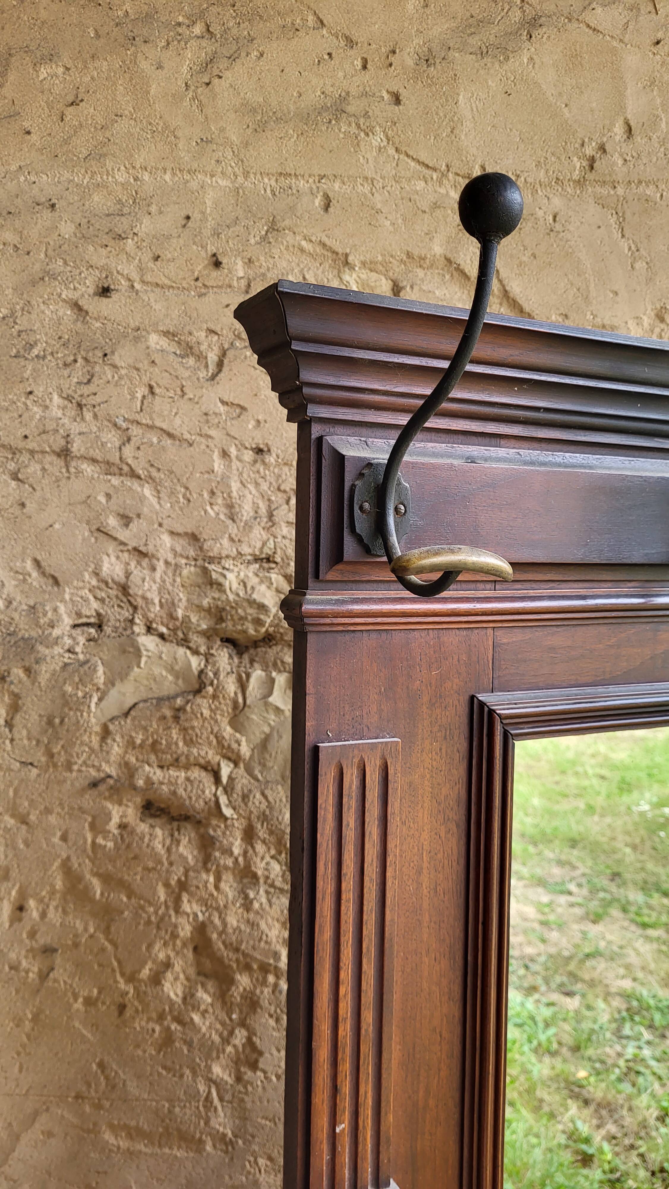 Wooden entrance cloakroom 1900