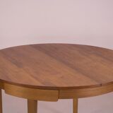 Table and 4 scandinavian encastrable chairs