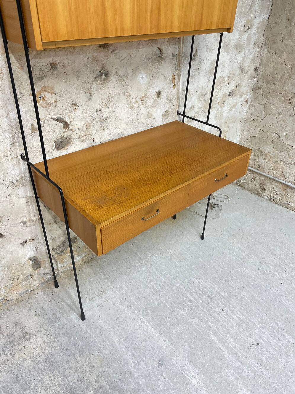 Hanging desk