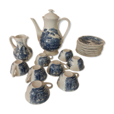 Service à café porcelaine de GIen décor bleu