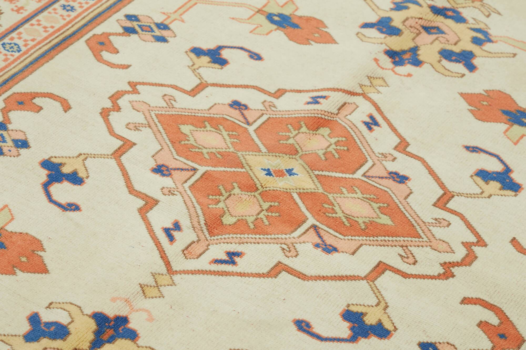Turkish Vintage Anatolian Rug 185 cm x 253 cm