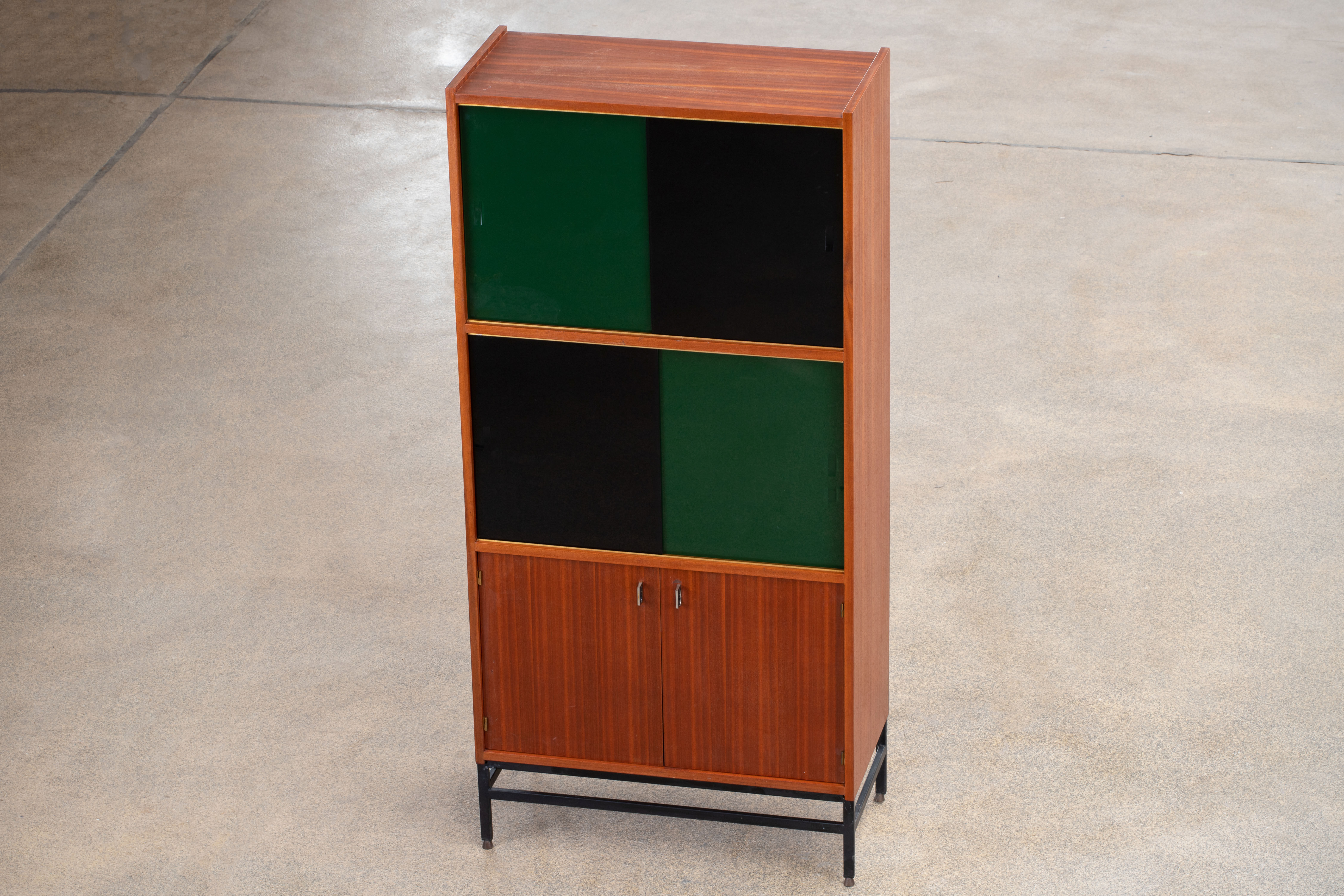 Vintage Scandinavian Bookcase – 80 cm