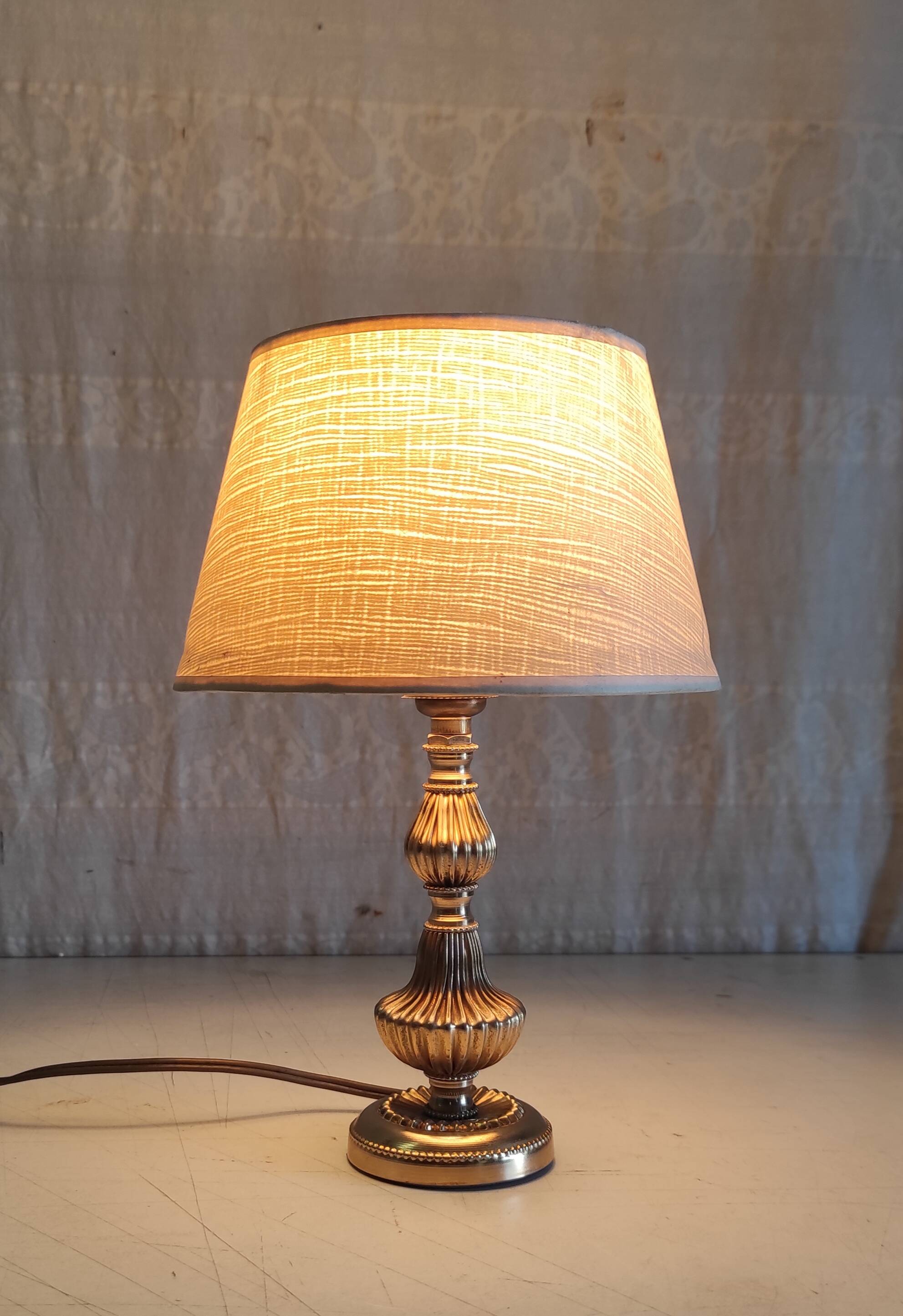 Lampe à poser en laiton doré - mid. XXeme
