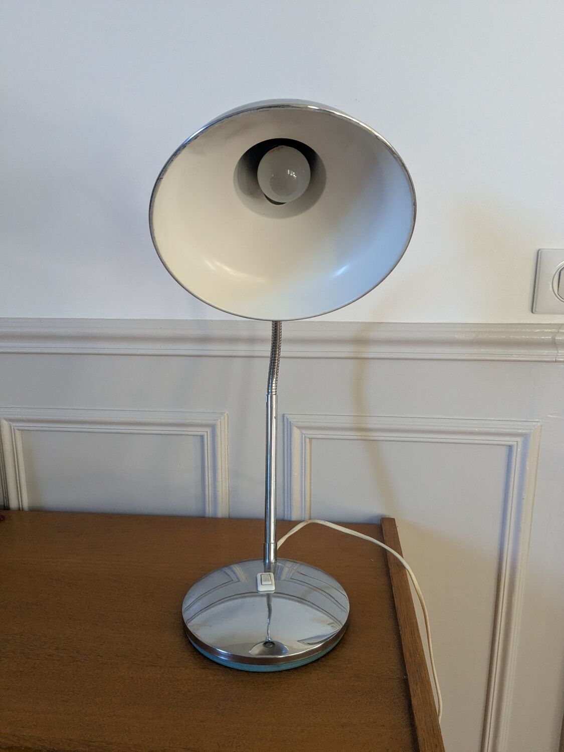 Vintage articulated lamp