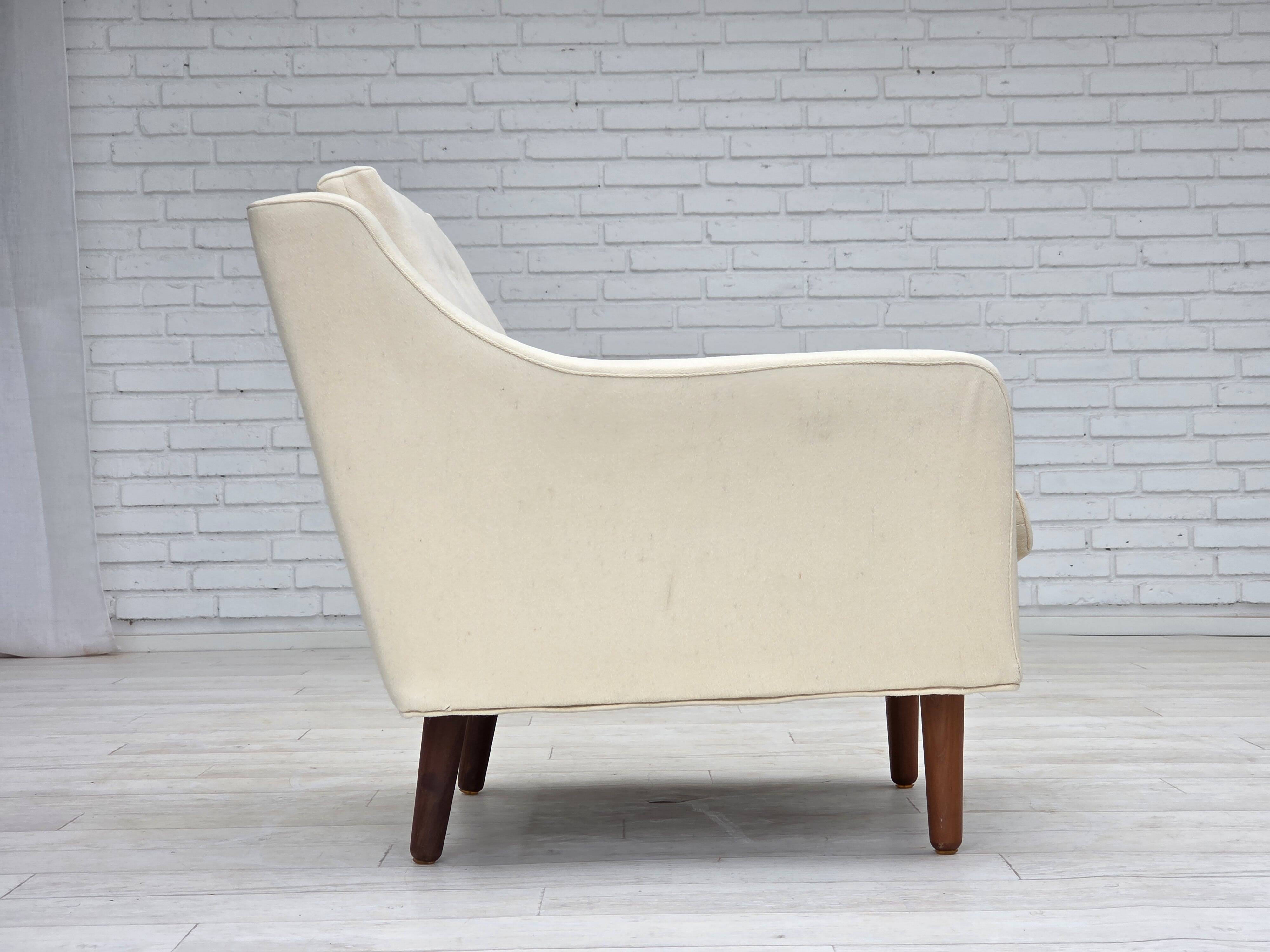 1970s, Danish loungechair, furniture wool, teak wood legs.