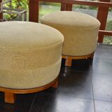 Paire de fauteuils et poufs art-déco