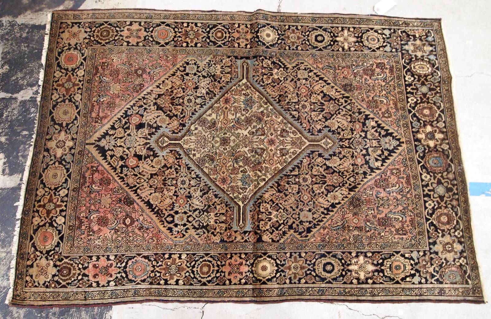 Handmade antique Persian Sarouk Farahan rug 103cm x 161cm 1880s
