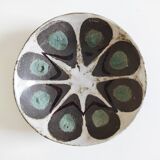 Empty ceramic pocket cup signed Suz