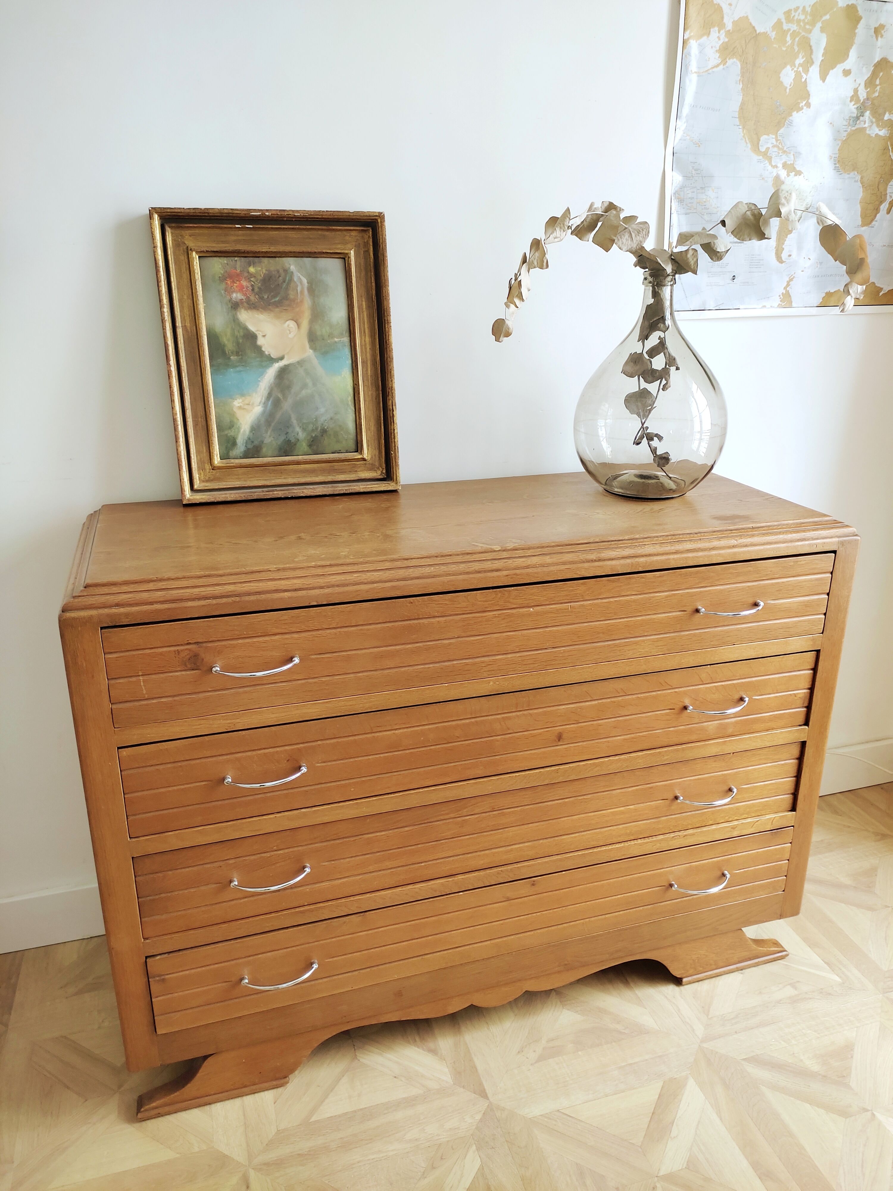 Commode en bois vintage