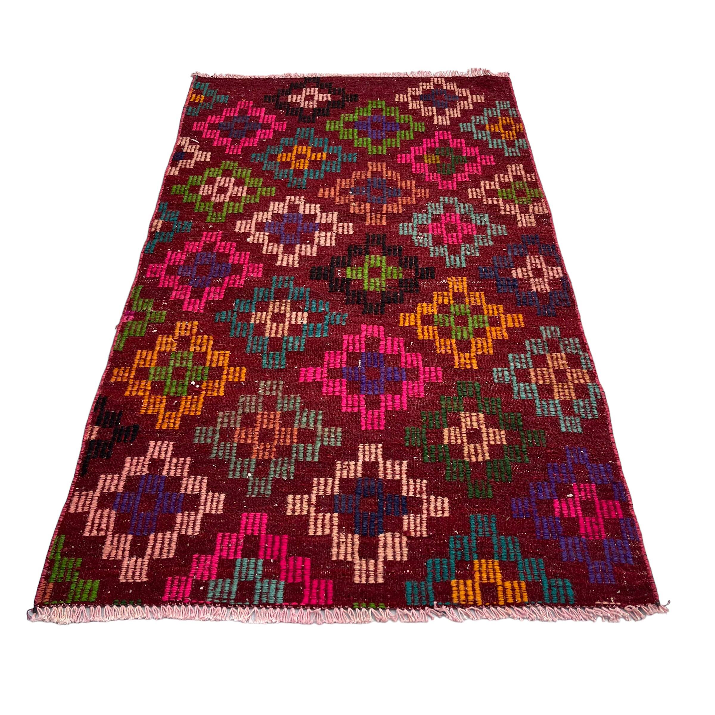 Vintage turkish kilim rug , 141 x 82 cm