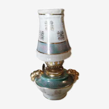 Lampe à petrole