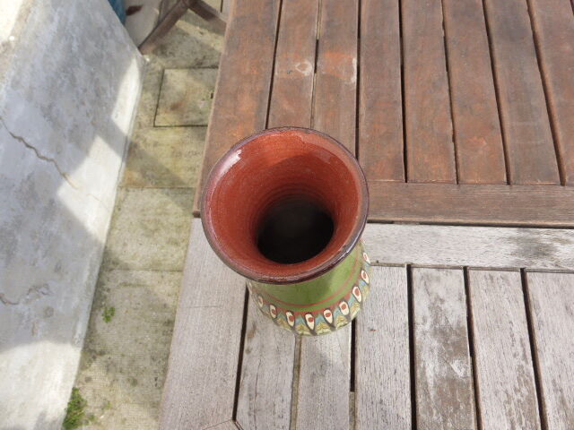 Original vintage 1970s folk vase.