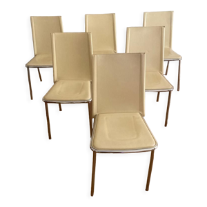 6 chaises en cuir de production