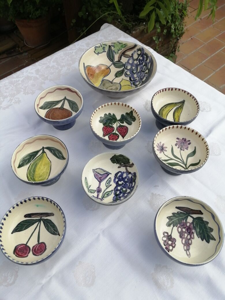 Set of eight cups and a fruit pattern cut, green carpet workshop - circa 1950