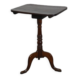 Belle table/table d'appoint - inclinable