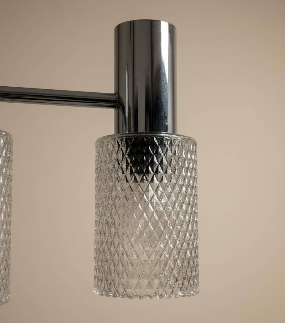 1970s vintage suspension, chrome, textured glass with a diamond point.