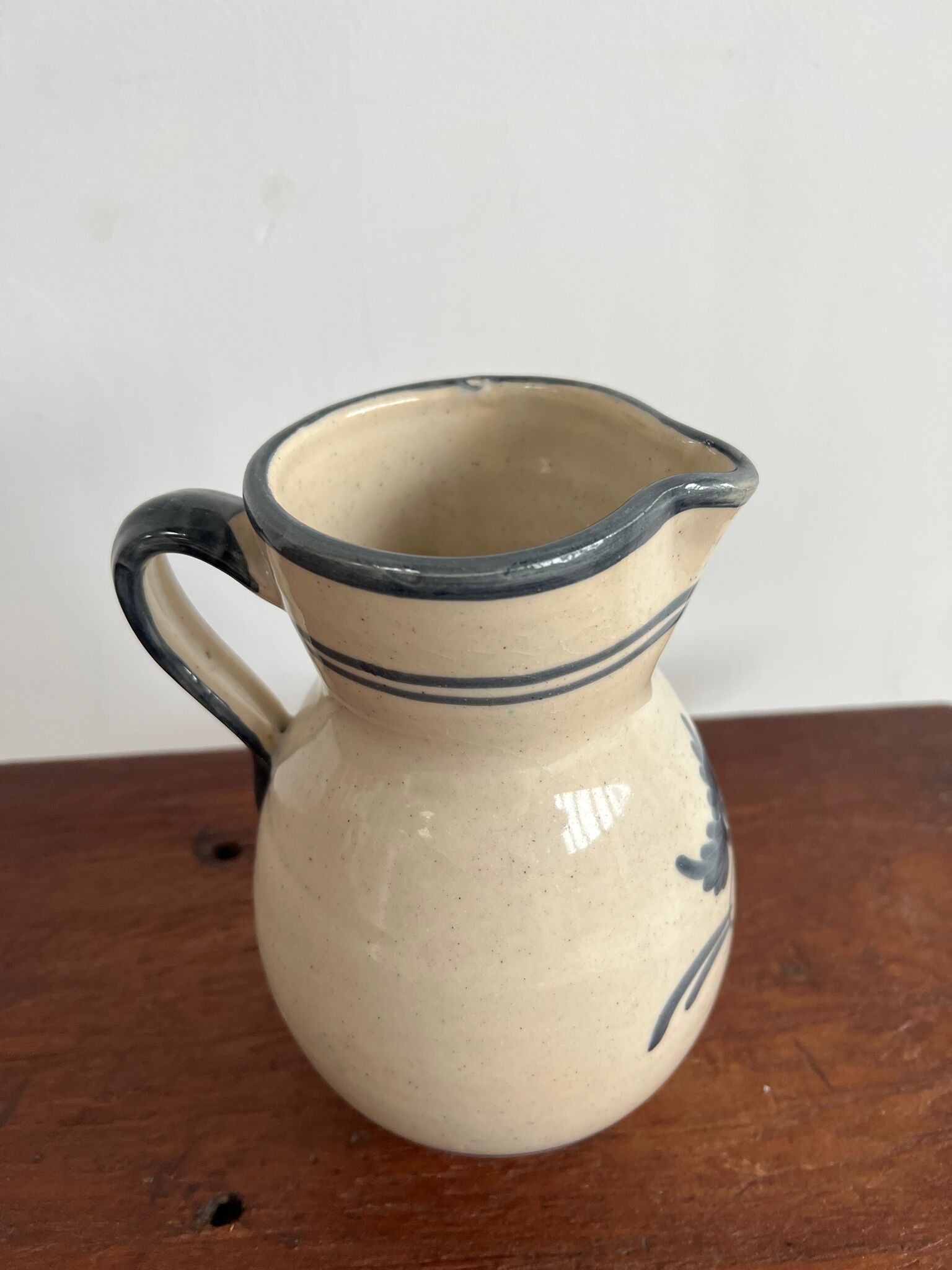 Off-white glossy ceramic decanter, hand-painted gray blue patterns H:20cm