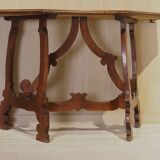 Pair of Italian consoles from the 18th century.