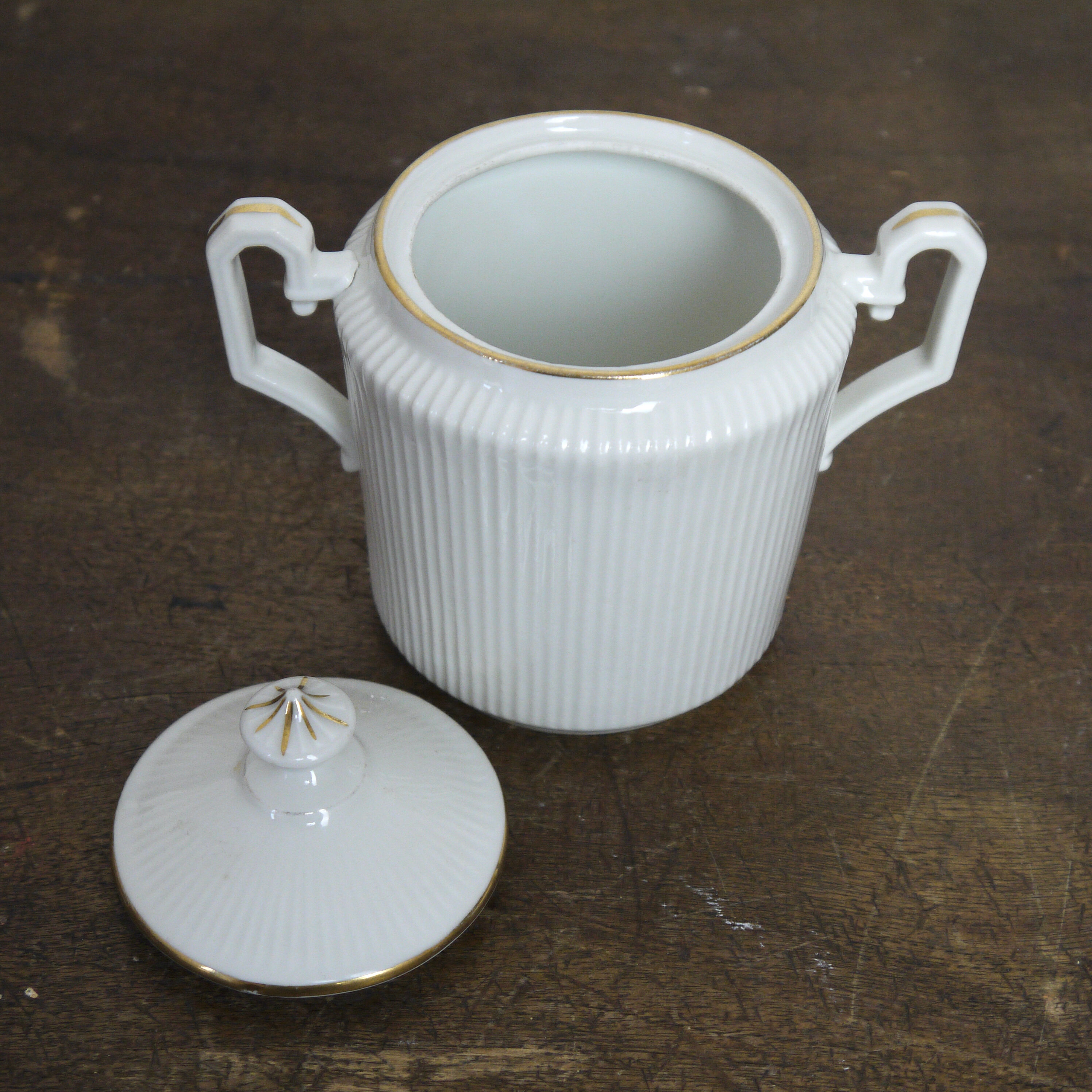 Porcelain sugar pot