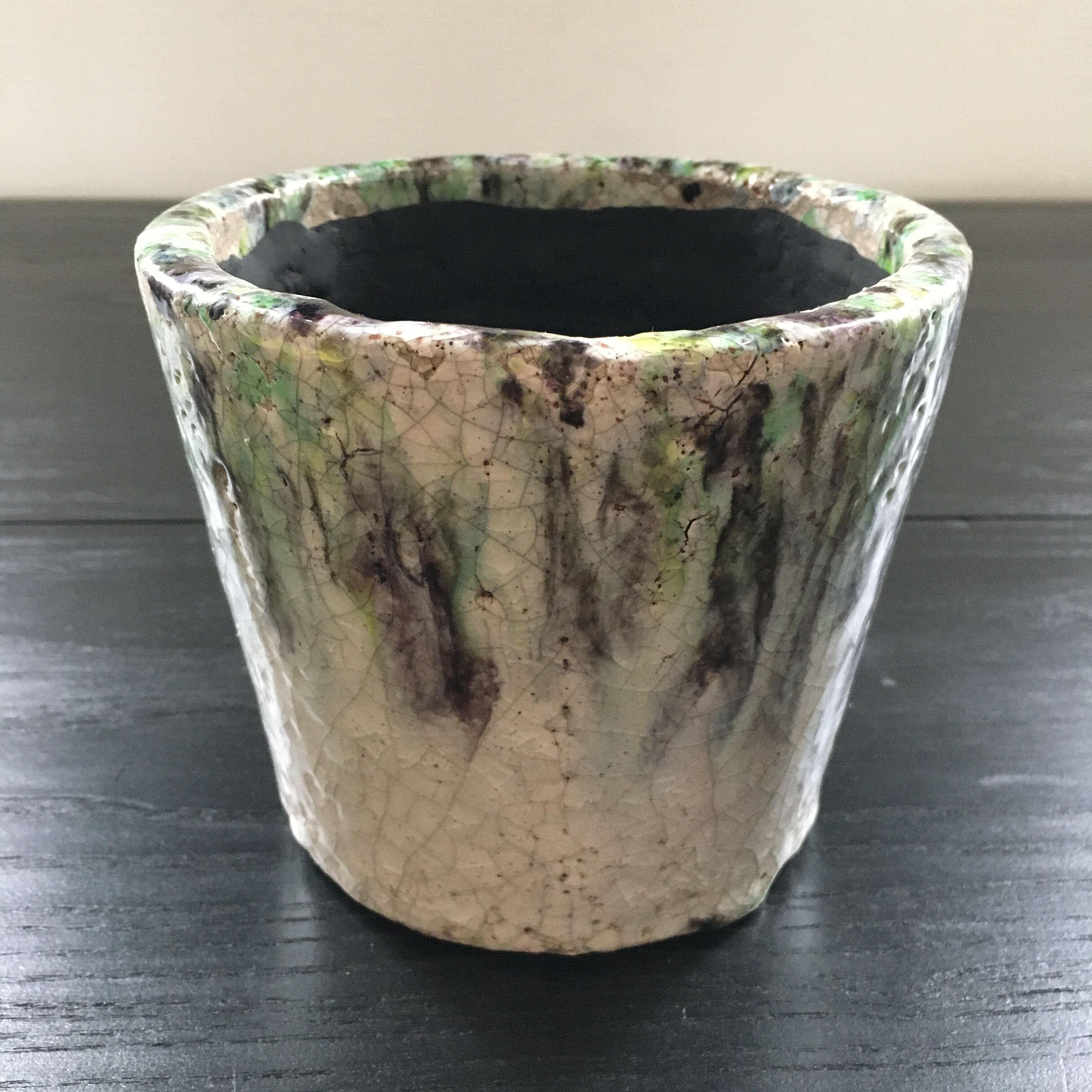 Cracked flowerpot