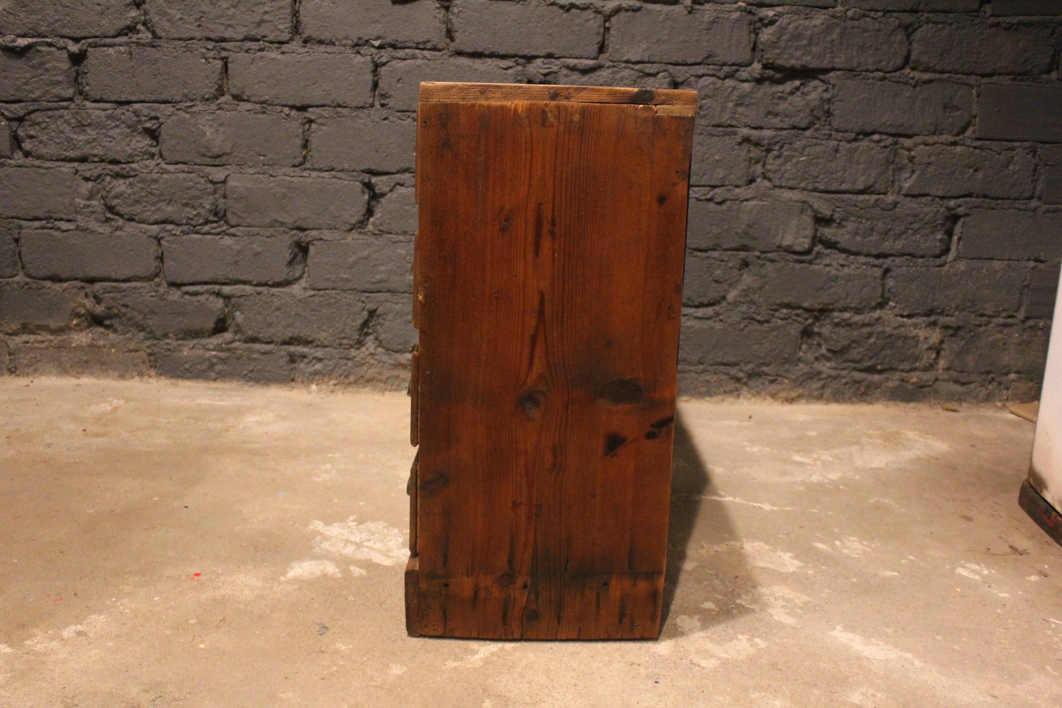 16-drawer craft cabinet