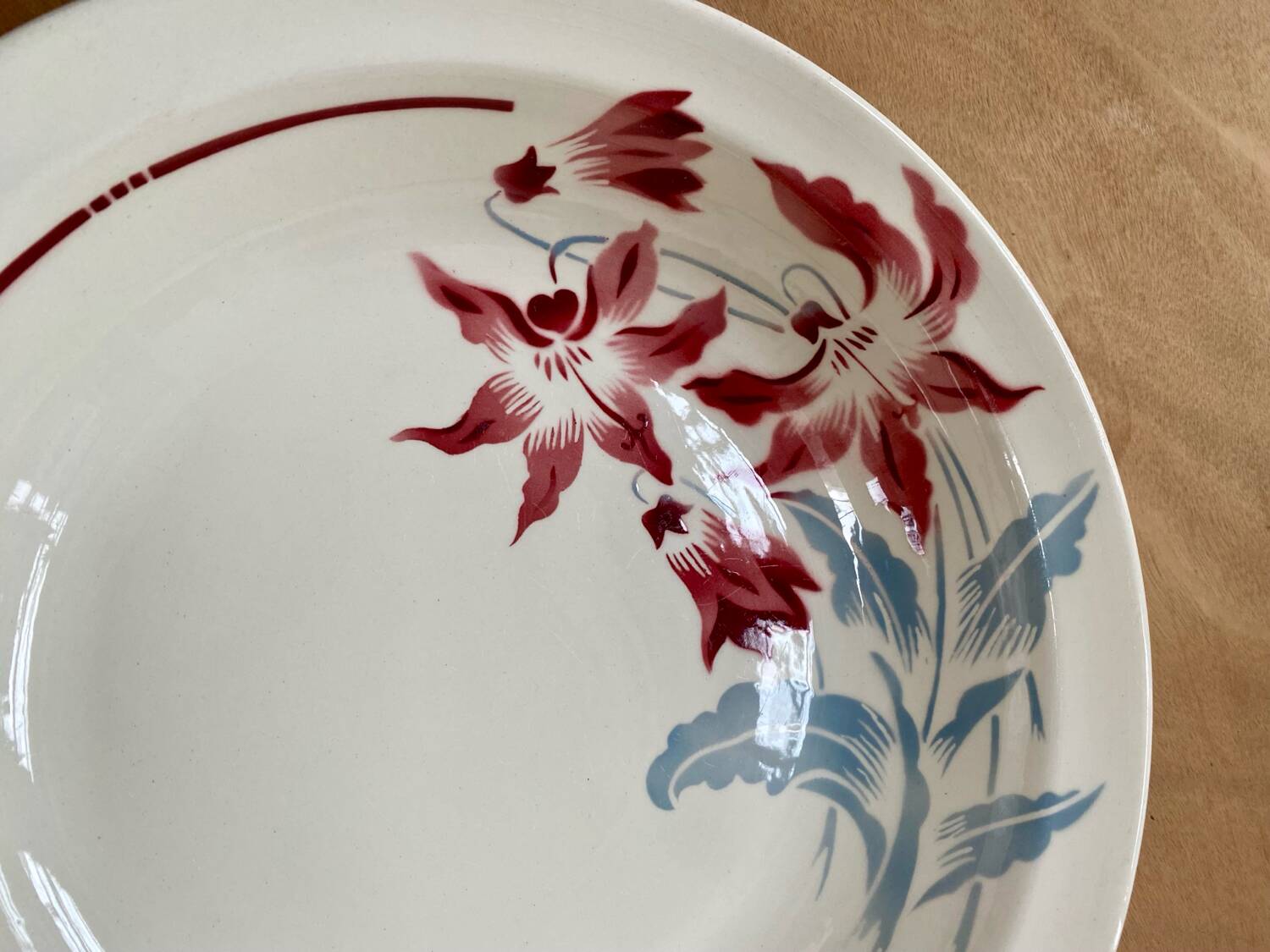 Badonvillier flower dish