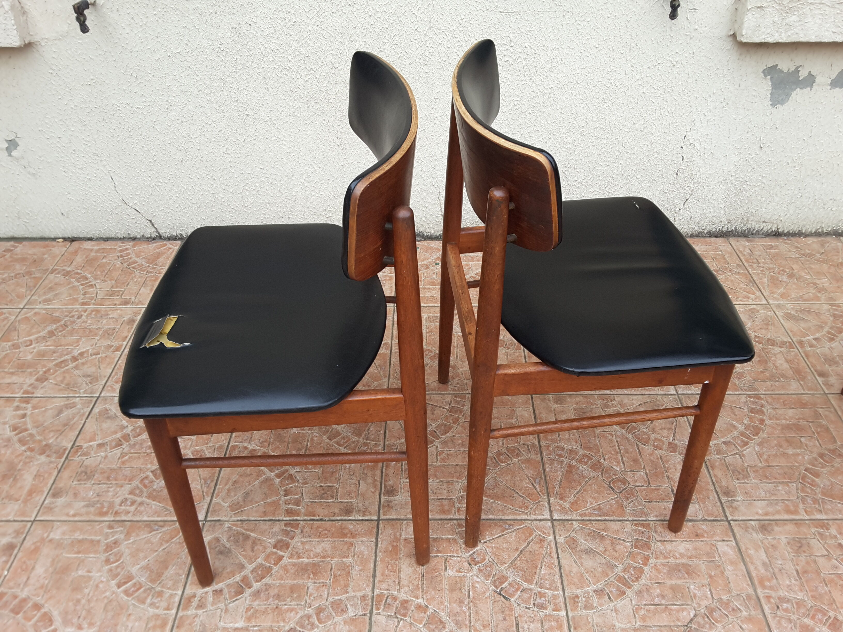 Set of 4 Scandinavian chairs by S. Chrobat for Sax