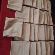 28 serviettes