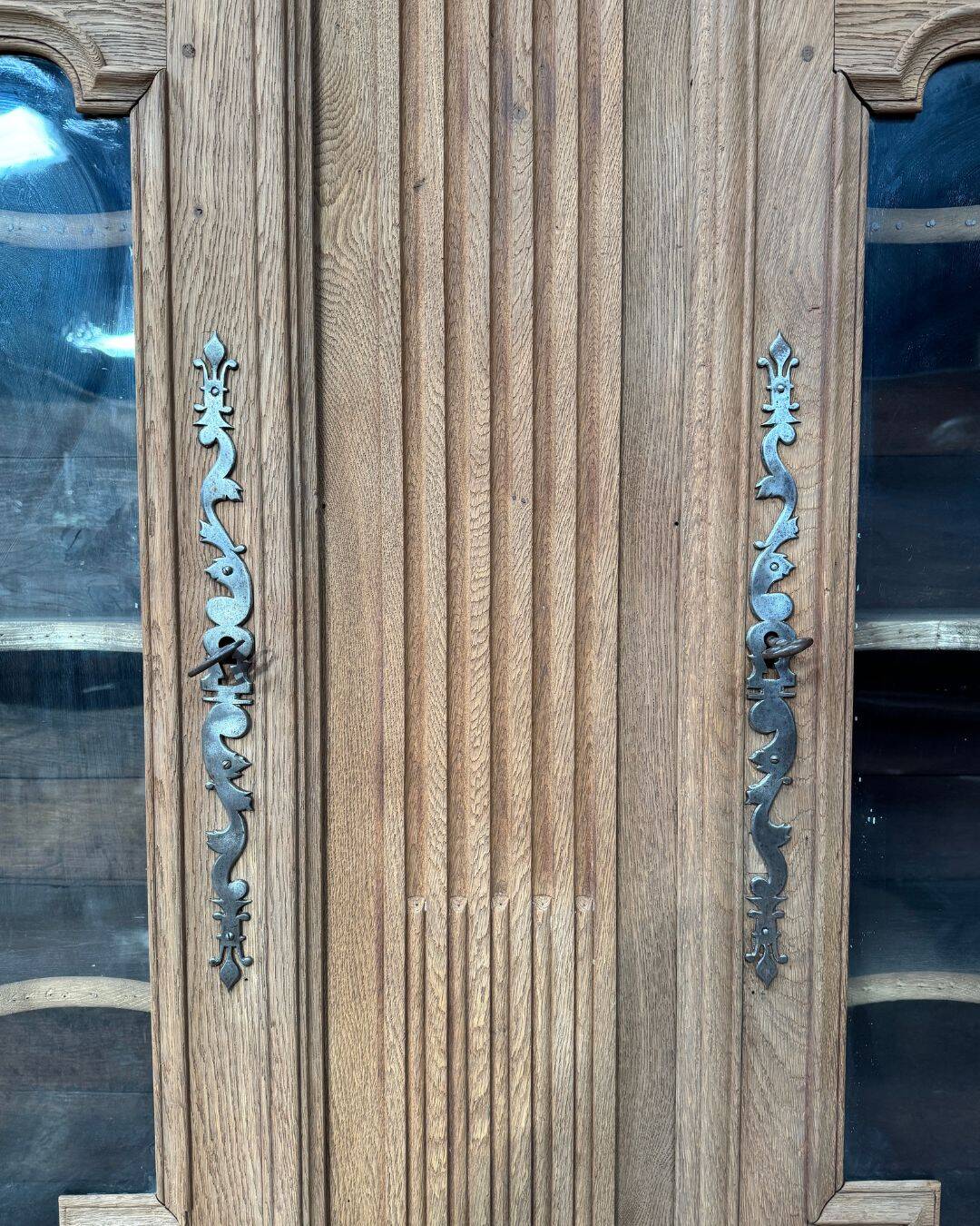 Antique oak dresser - sandblasted